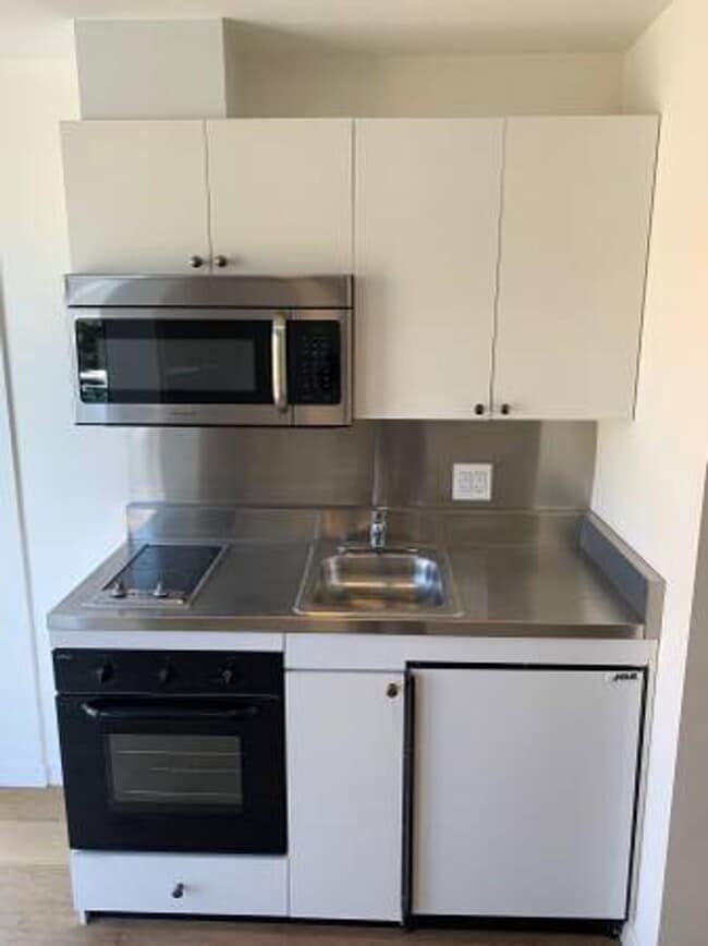 Photo - 1 Hill St Unit 202