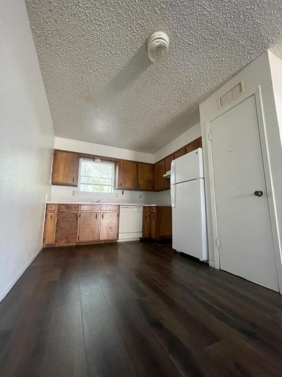 Photo - 1208 Urbantke Ct