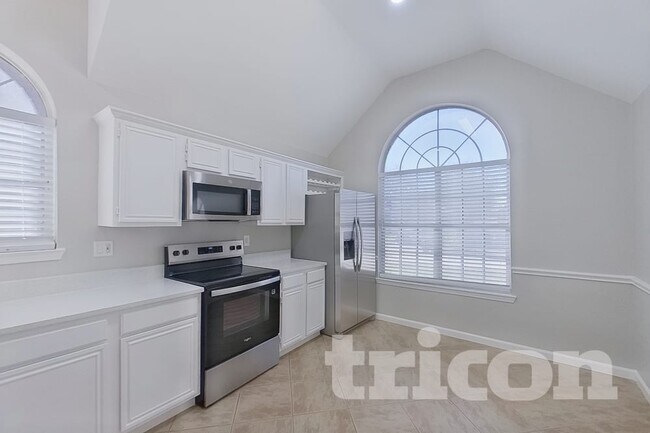 Photo - 10224 Long Rifle Dr