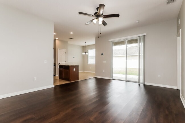 Photo - 925 Krenson Woods Rd