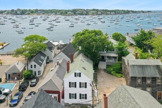 Photo - 61 Front St Unit 2