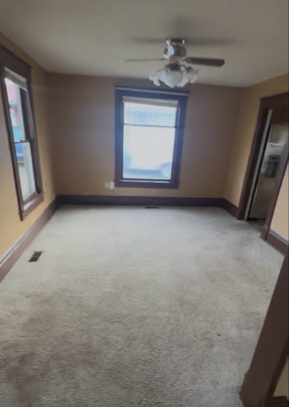 Photo - 916 N Sheridan Ave