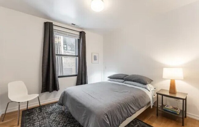 Photo - Gorgeous 2 bed 2 bath in the Uptown area Unidad 2R