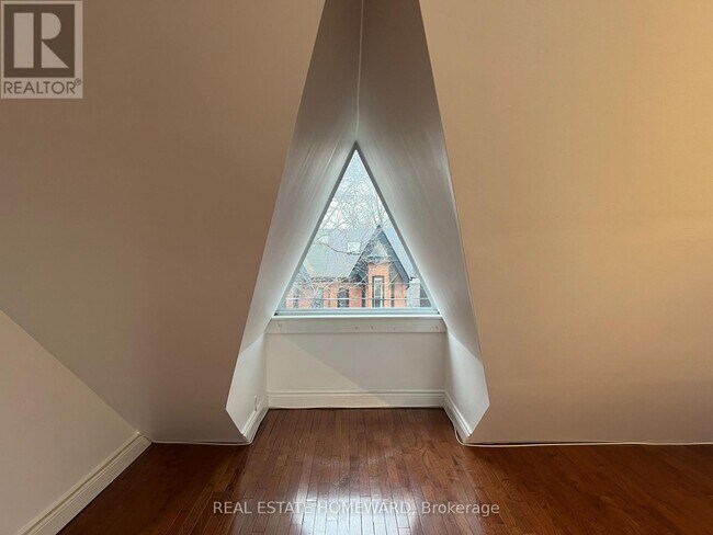 Photo - 220 Pape Ave Unit Upper