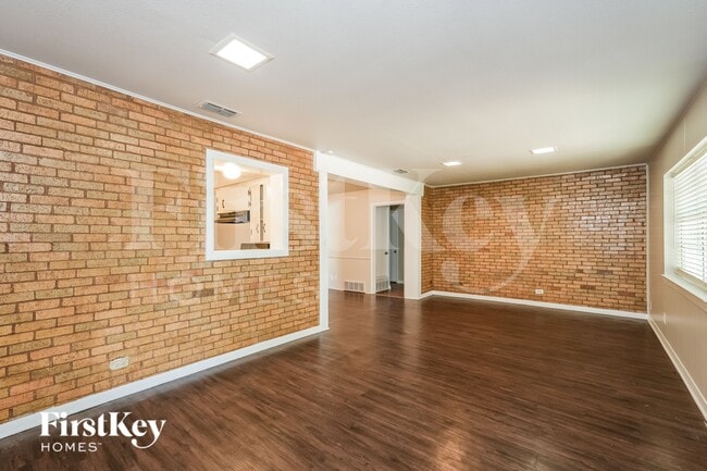 Photo - 619 S Alexander Ave