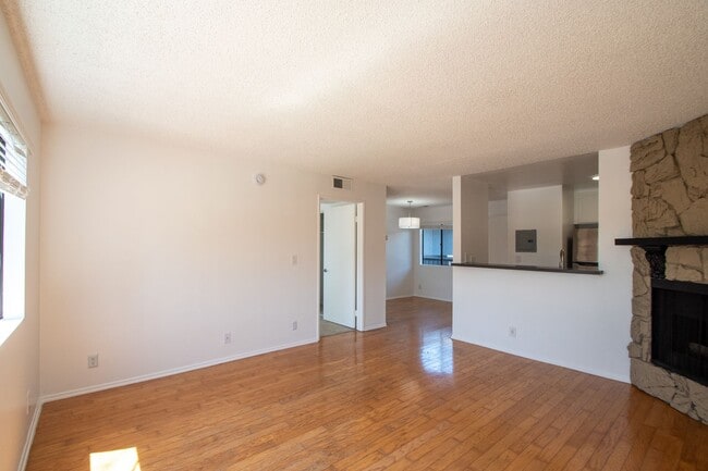 Photo - 12249 Oxnard St Unit 202