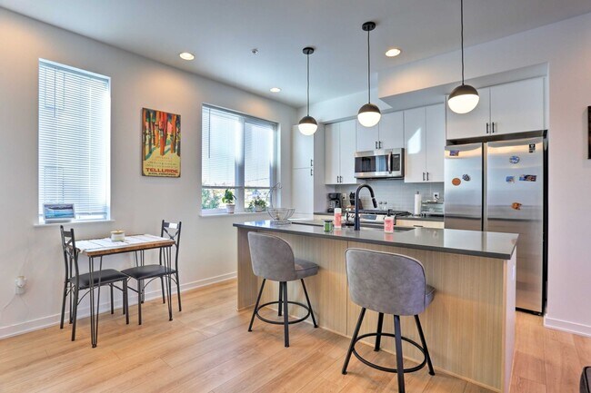 Photo - 3101 W 47th Ave