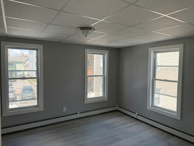 Photo - 135 Orange St Unit 2B