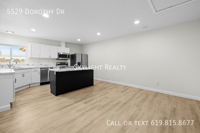 5529 Dorothy Dr