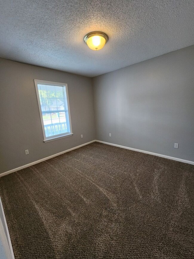 4126 Sedgwyck Ln