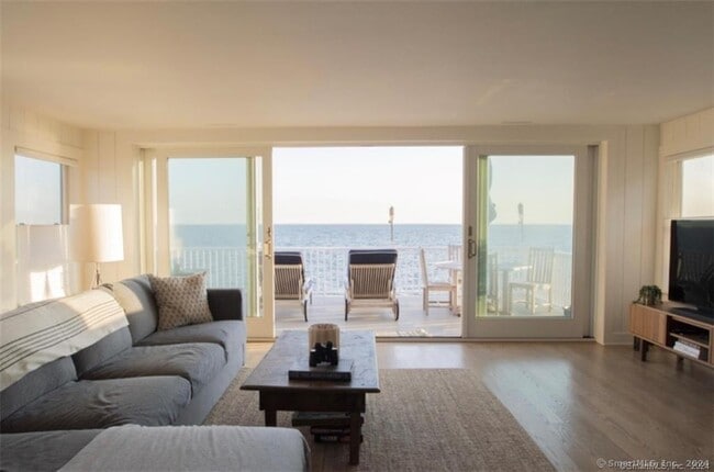 Photo - 39 Point Beach Dr House