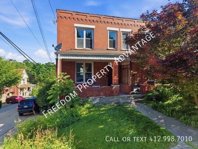 Photo - 301 Linnview Ave