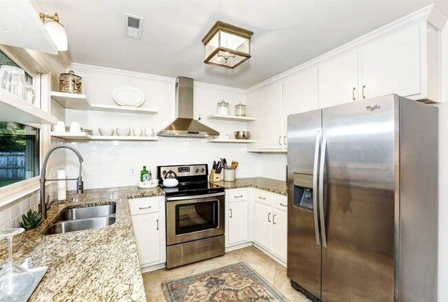 Photo - 152 Cooper Dr