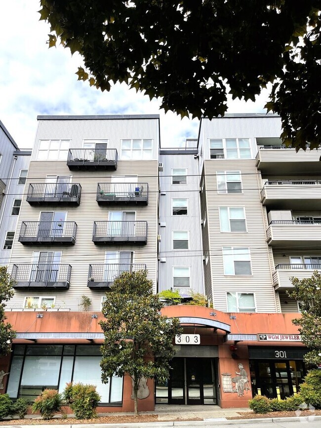 Building Photo - 1Bd/1Ba Seattle Condo Unit 303