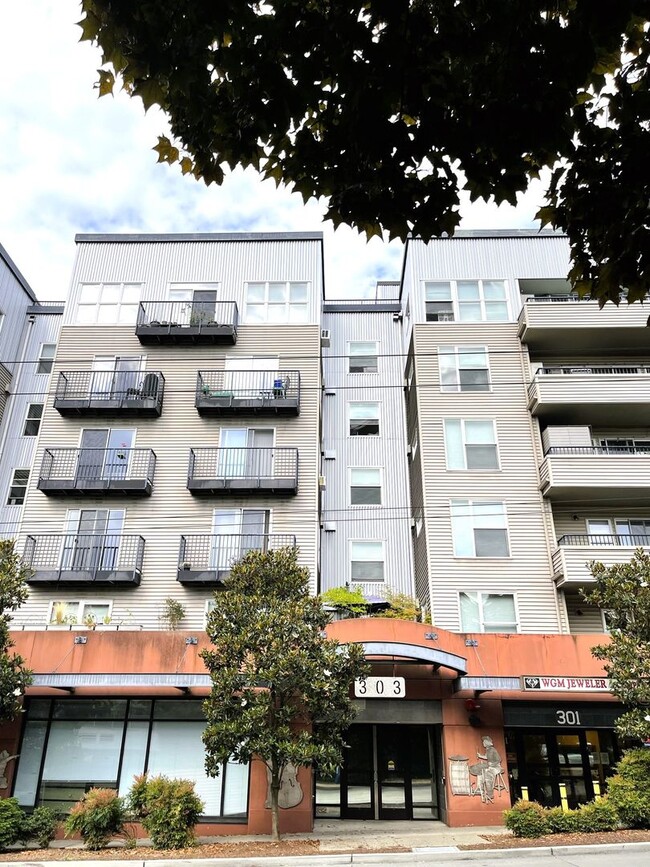 1Bd/1Ba Seattle Condo - 1Bd/1Ba Seattle Condo Unit 303