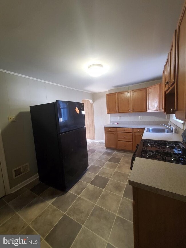 Photo - 2916 Yorkship Rd