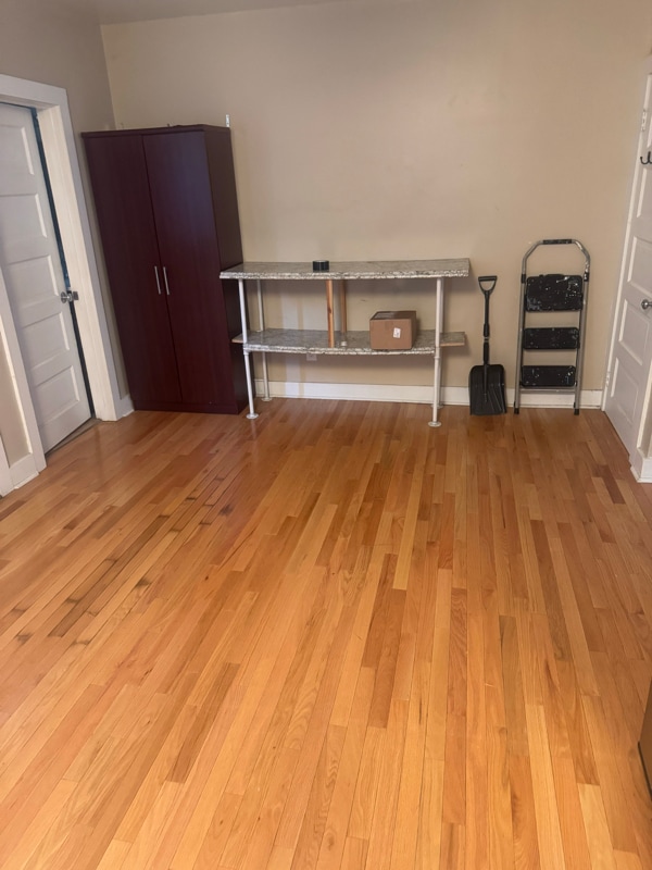 Photo - 103 Bowling Ln