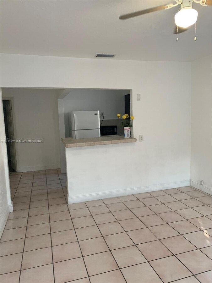 Photo - 2500 NW 24th Ave Unit 1