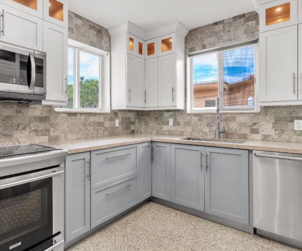 Photo - 1040 N Royal Poinciana Blvd