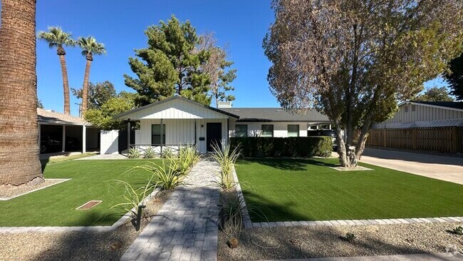 Building Photo - Remodeled Arcadia 3 bedroom Rental