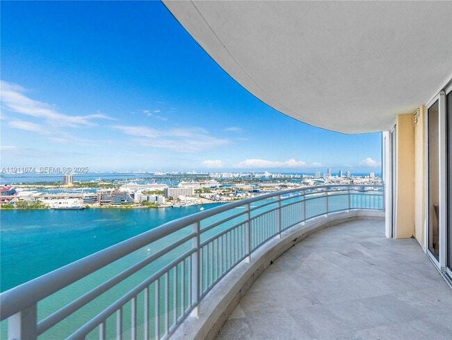 Photo - 848 Brickell Key Dr Unit 3904