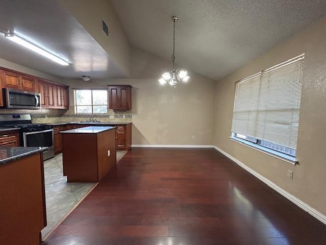 Photo - 2601 Oak Meadow Dr