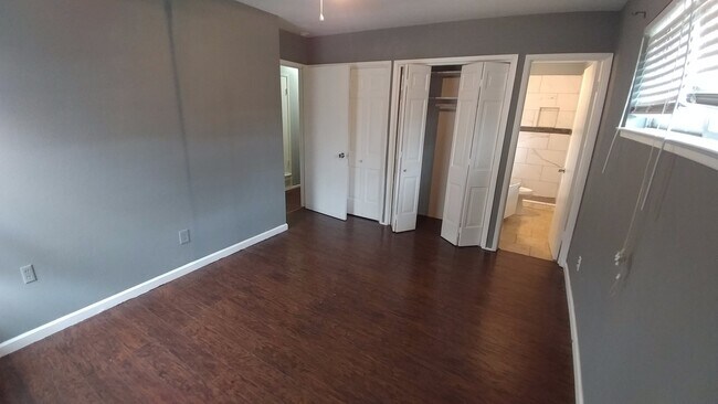 Photo - Experience the ultimate comfort of living in a 3-bedroom single-family home today!