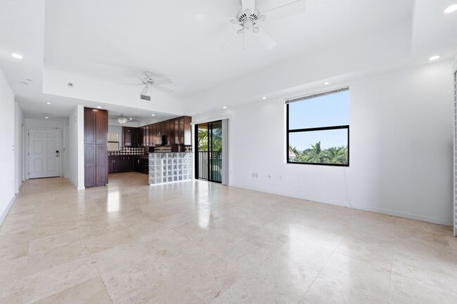 Photo - 1640 Presidential Way Unit 501
