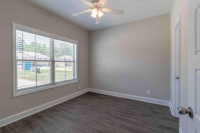 Photo - 238 Smithson Ln