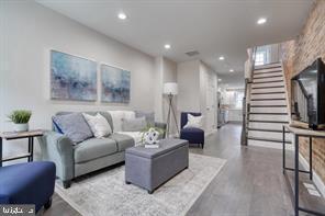 Photo - 713 N Duncan St Townhome