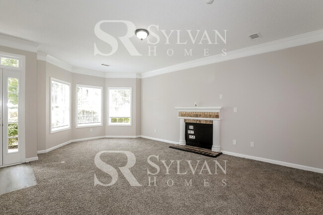 Photo - Discover the convenience of Lithonia living