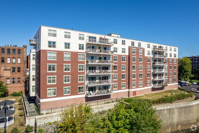 Photo - Riverside Place