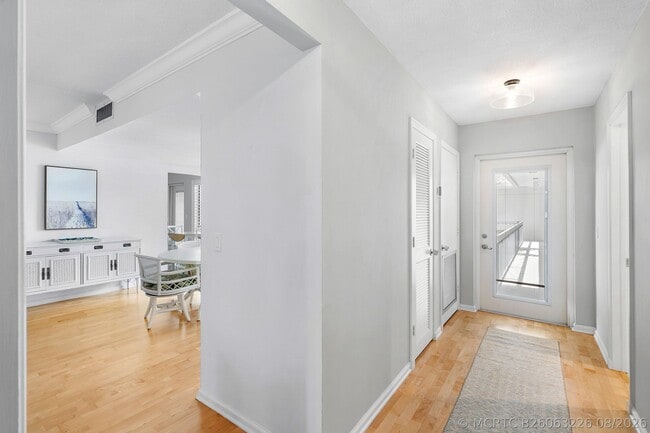 Building Photo - 4022 N Quail Ridge Dr Unit Osprey