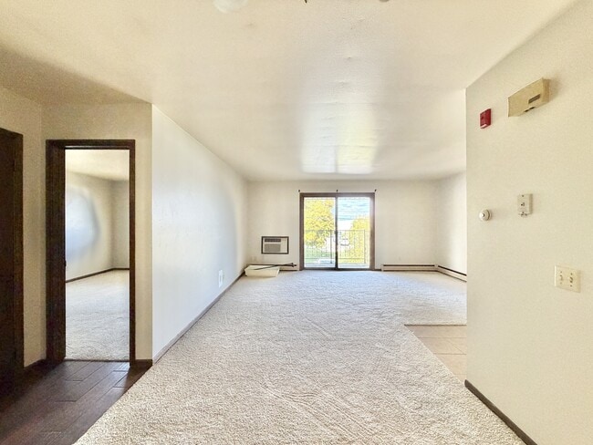 Photo - 1810 Greenway Cross Unidad 8