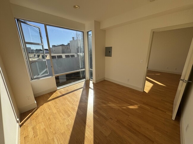 574 Natoma St Unit 574 Natoma #303
