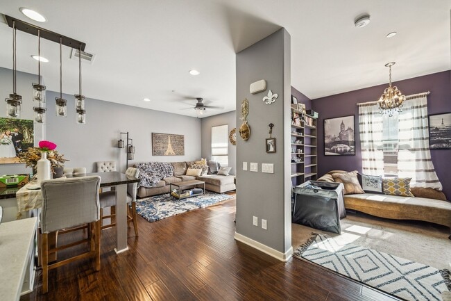 Photo - MI/Special Charming 2-Bed / 2.5-Bath Townh...