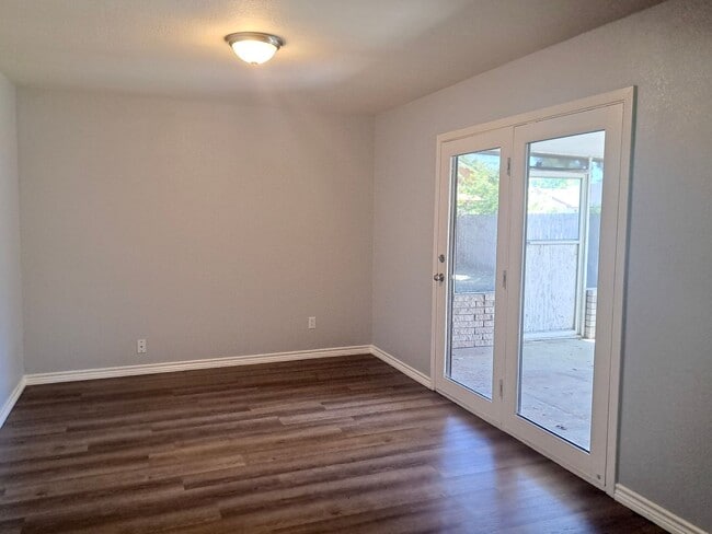 Photo - 4 Bedroom / 2 Bath / 2 Car Garage