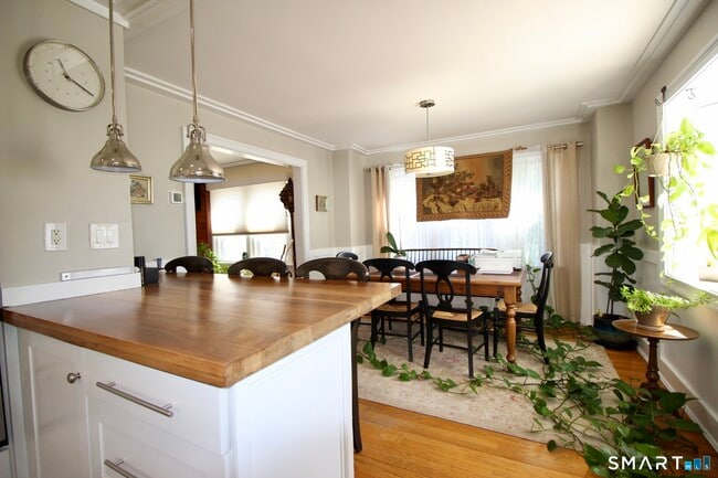 Photo - 25 Center Terrace