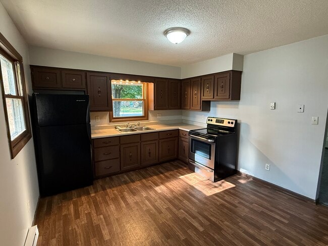 Photo - 1820 Oliver Ct