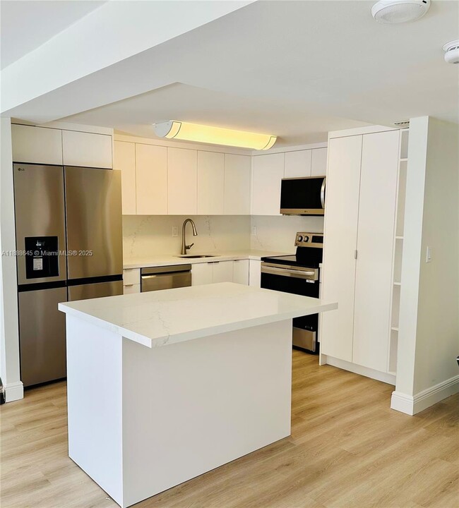 Photo - 1901 Brickell Ave Unidad B1503