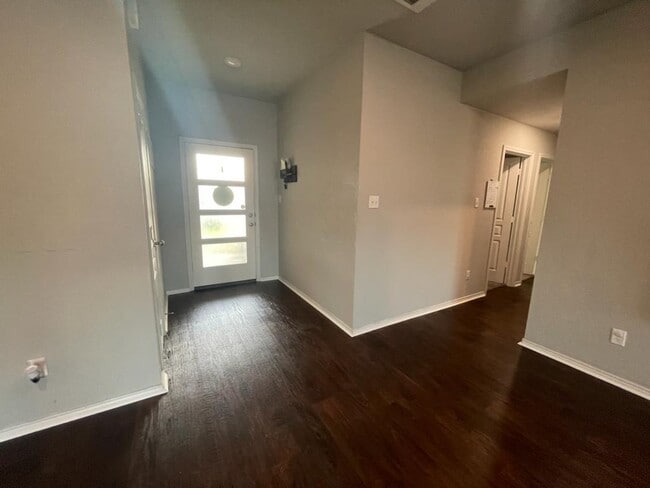 Photo - 2705 Turning Crk St