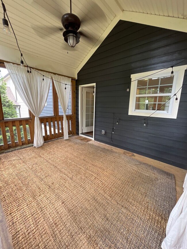 Photo - 3 Bedroom/ 2.5 Bath Home in Woodbine with Beautiful Screened in Porch and Fenced Yard.