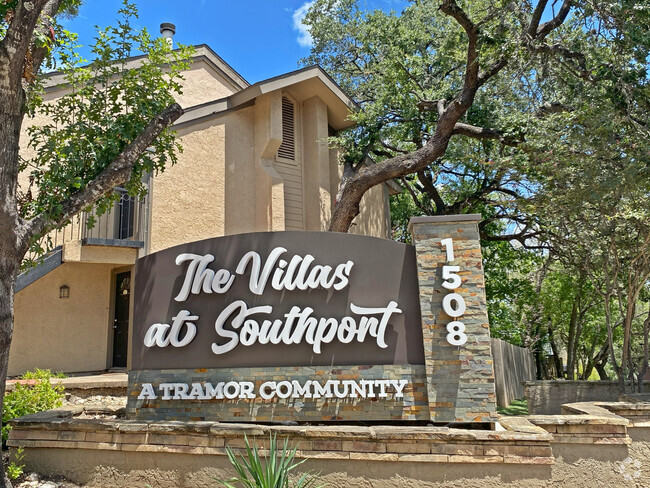 Entrance - The Villas at Southport Rental