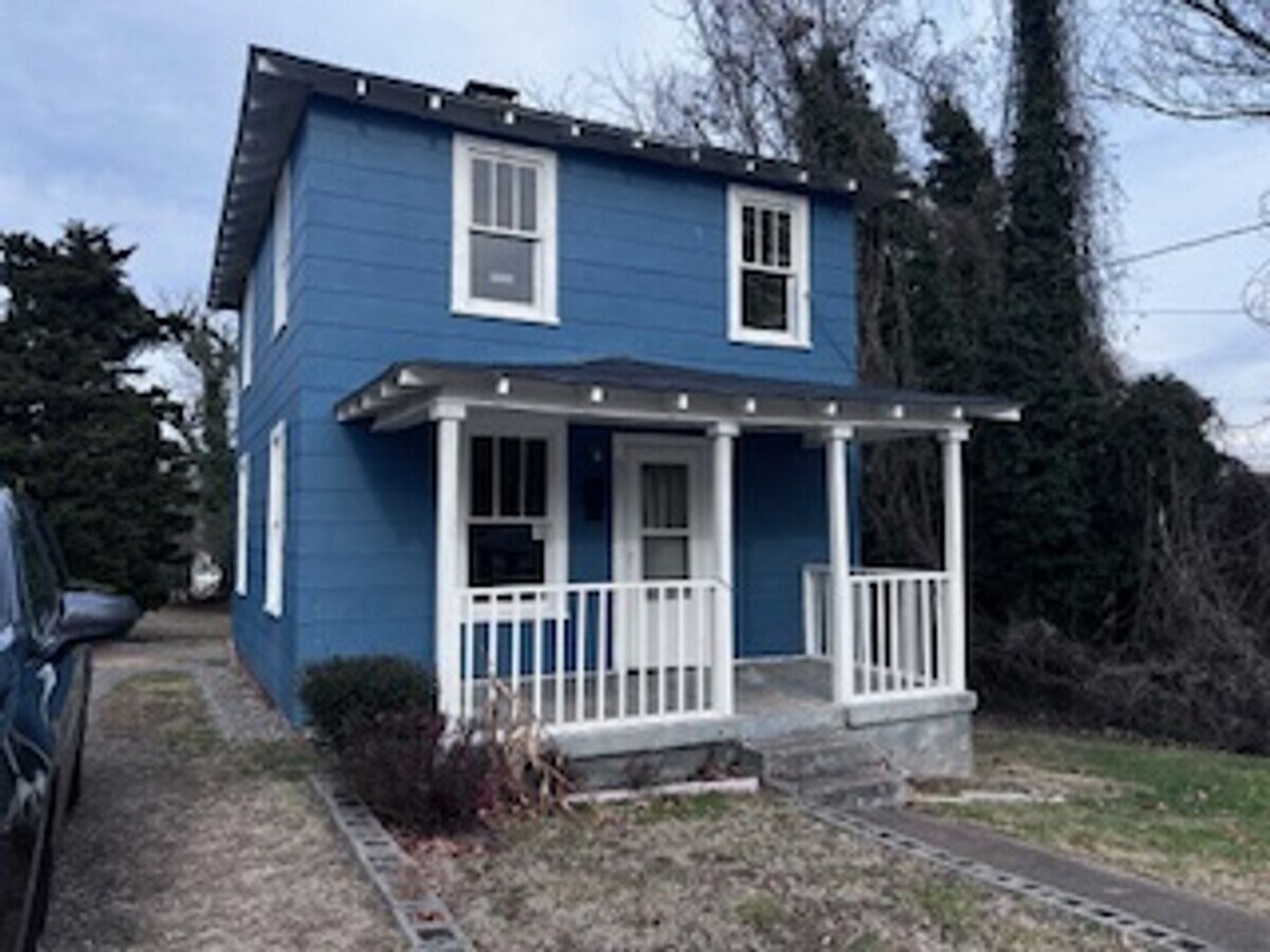 311 Virginia St Rental House Rental in Martinsville, VA