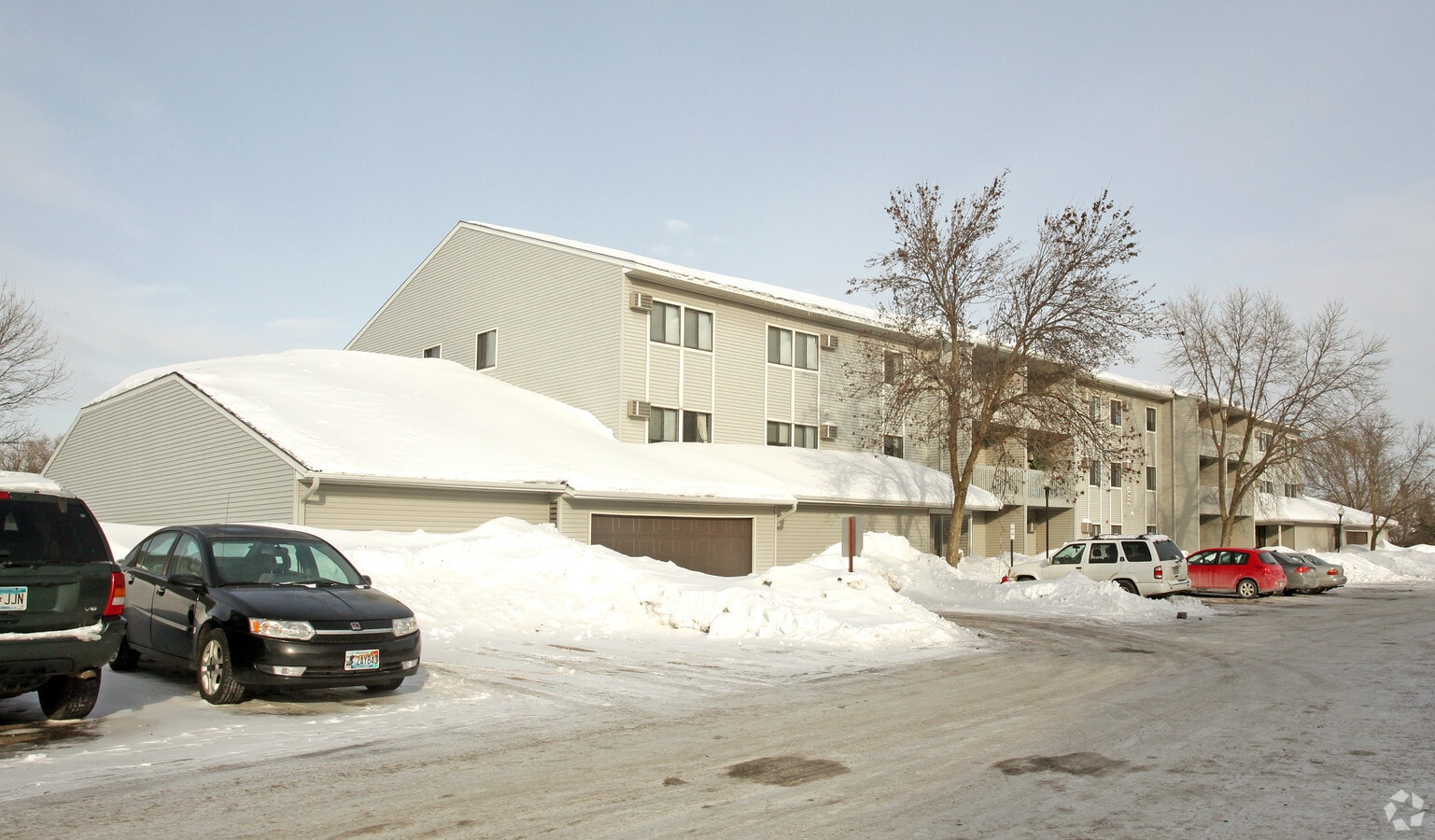 Round Lake Estates - Round Lake Estates