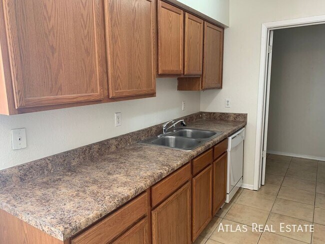 Photo - 128 W Inglewood St Unit 3