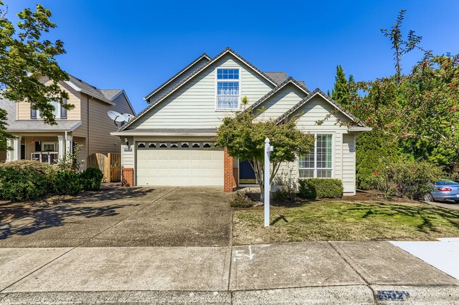 Building Photo - Spacious Bethany Home with Attached Garage, Fenced Yard, Washer/Dryer Included