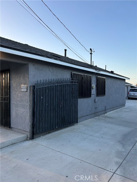 Photo - 127 E 49th St