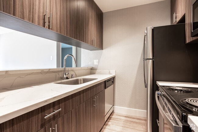 2BR, 1BA - 791SF - Fairmont Apartments