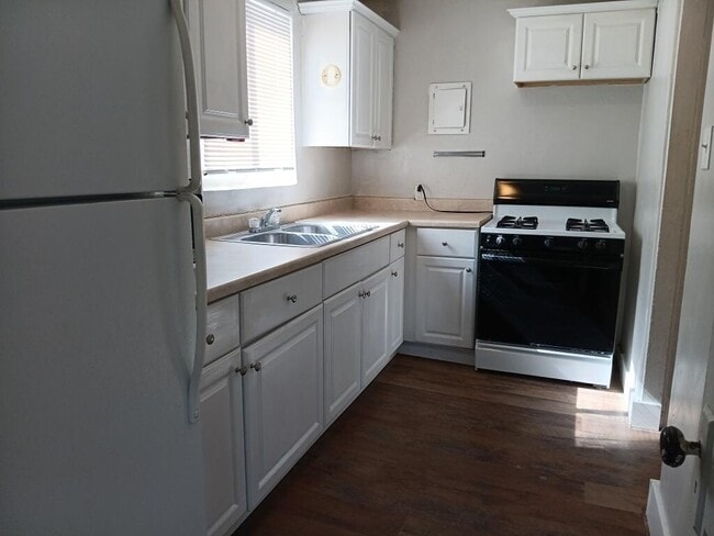 Photo - 4449 3rd St NW
